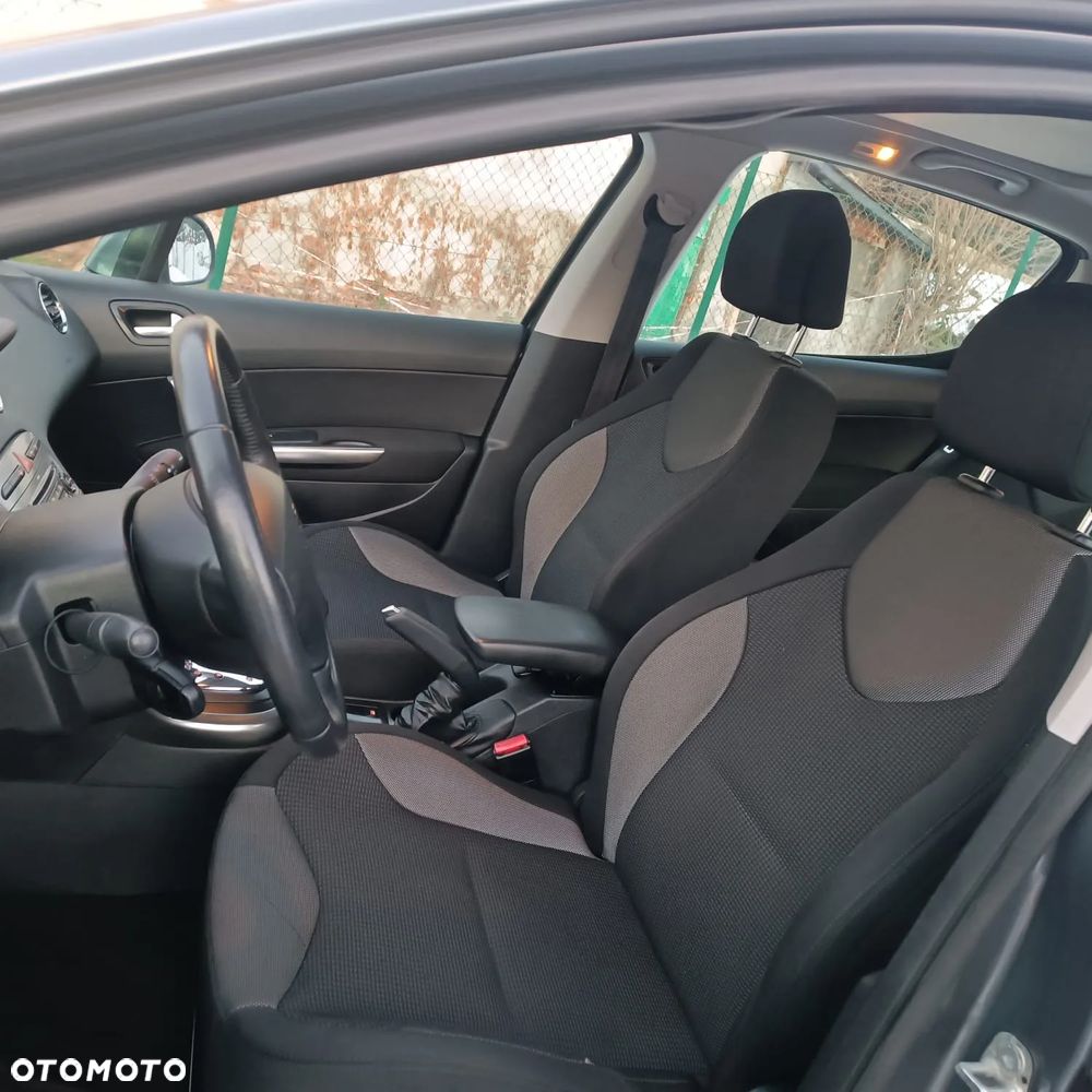 Peugeot 308 140 THP Automatik Sport - 22