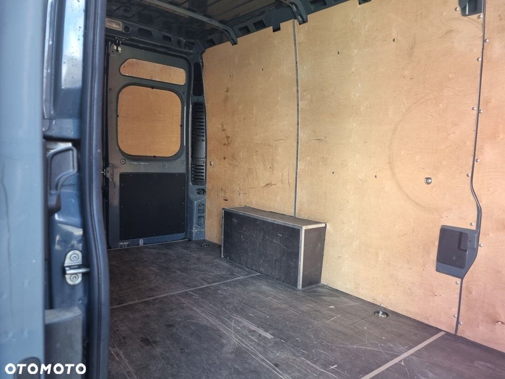 Opel movano L4H2 2.2 165KM MT - 9