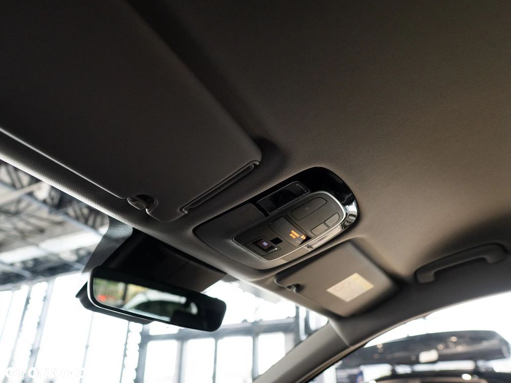 Hyundai Tucson 1.6 T-GDi HEV Executive 2WD - 34