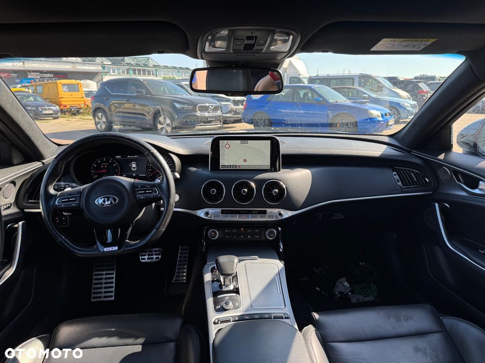 Kia Stinger 3.3 T-GDI V6 GT AWD - 9