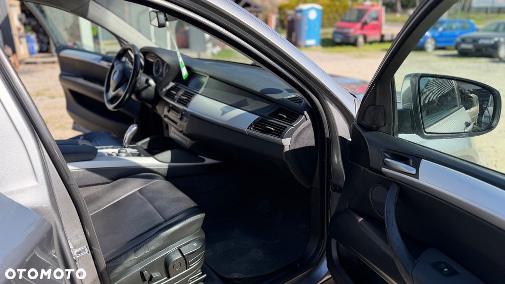BMW X6 xDrive30d - 10