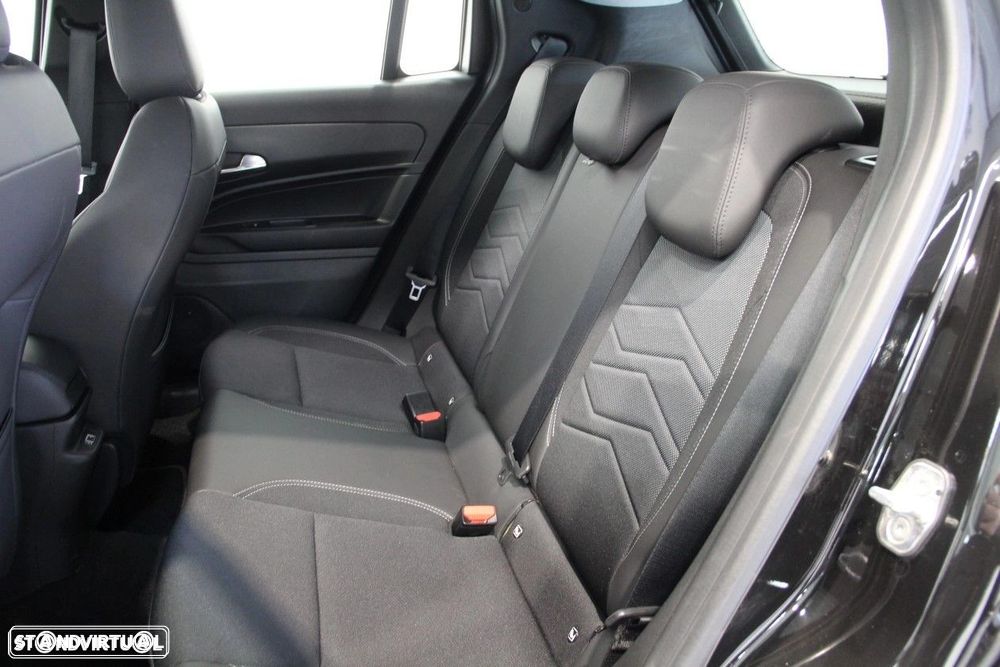 Jeep Avenger 1.2 GSE T3 Altitude - 17