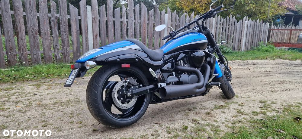 Suzuki Intruder - 2