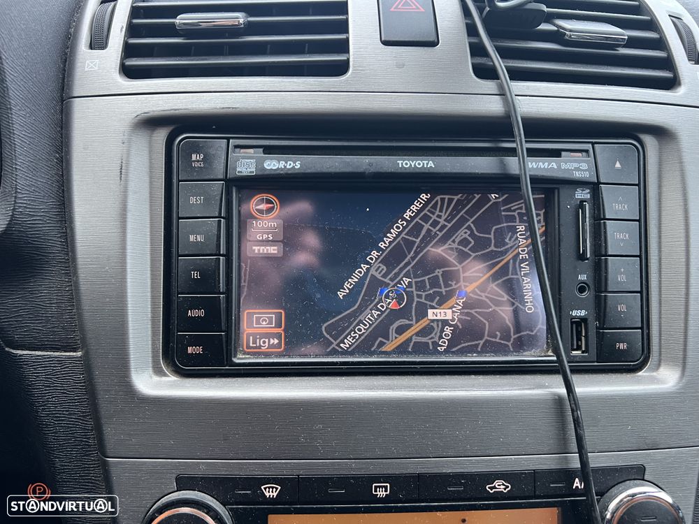 Toyota Avensis SW 2.0 D-4D Exclusive +Pele+GPS - 5