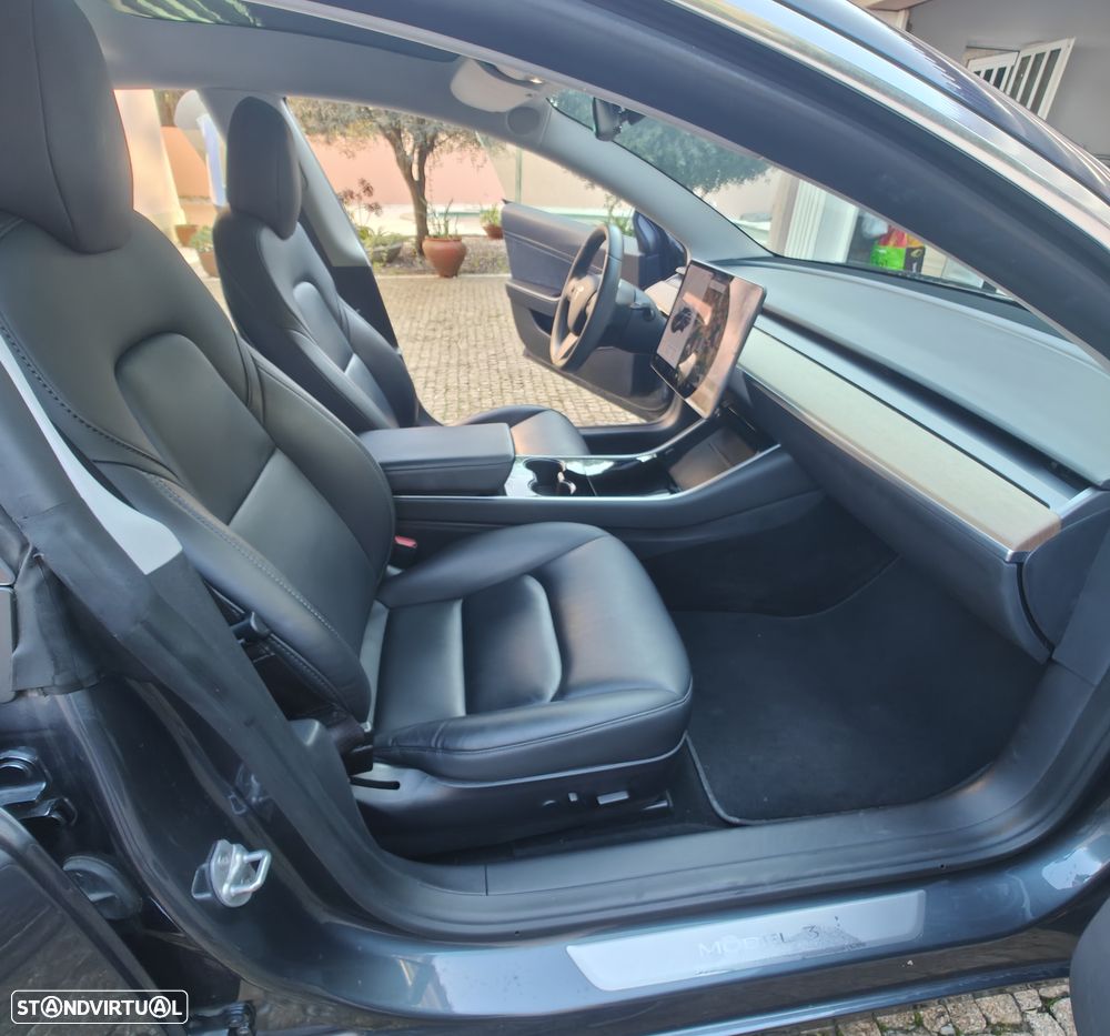 Tesla Model 3 Long Range AWD Dual Motor - 18