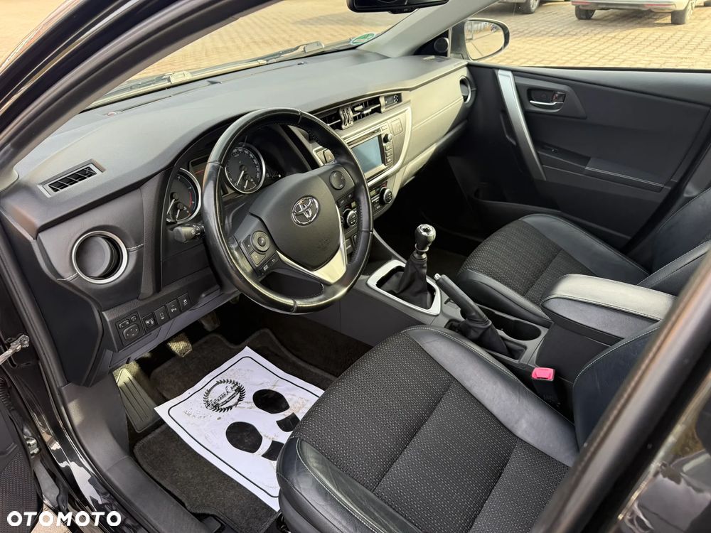 Toyota Auris - 9