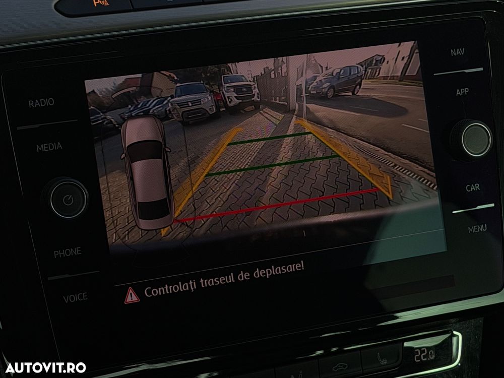 Volkswagen Passat 2.0 TDI SCR DSG Highline - 24