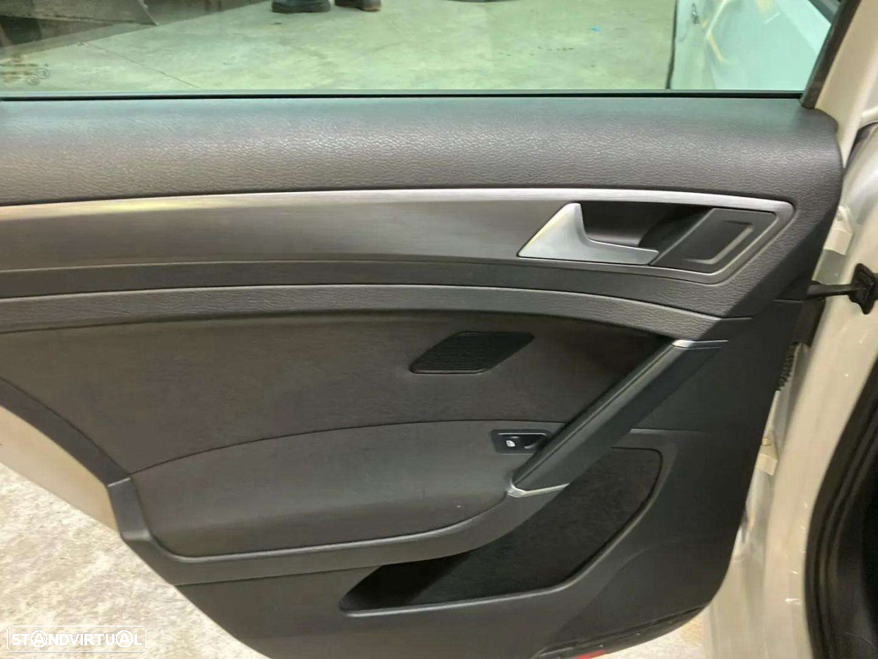 VW e-Golf AC/DC - 22
