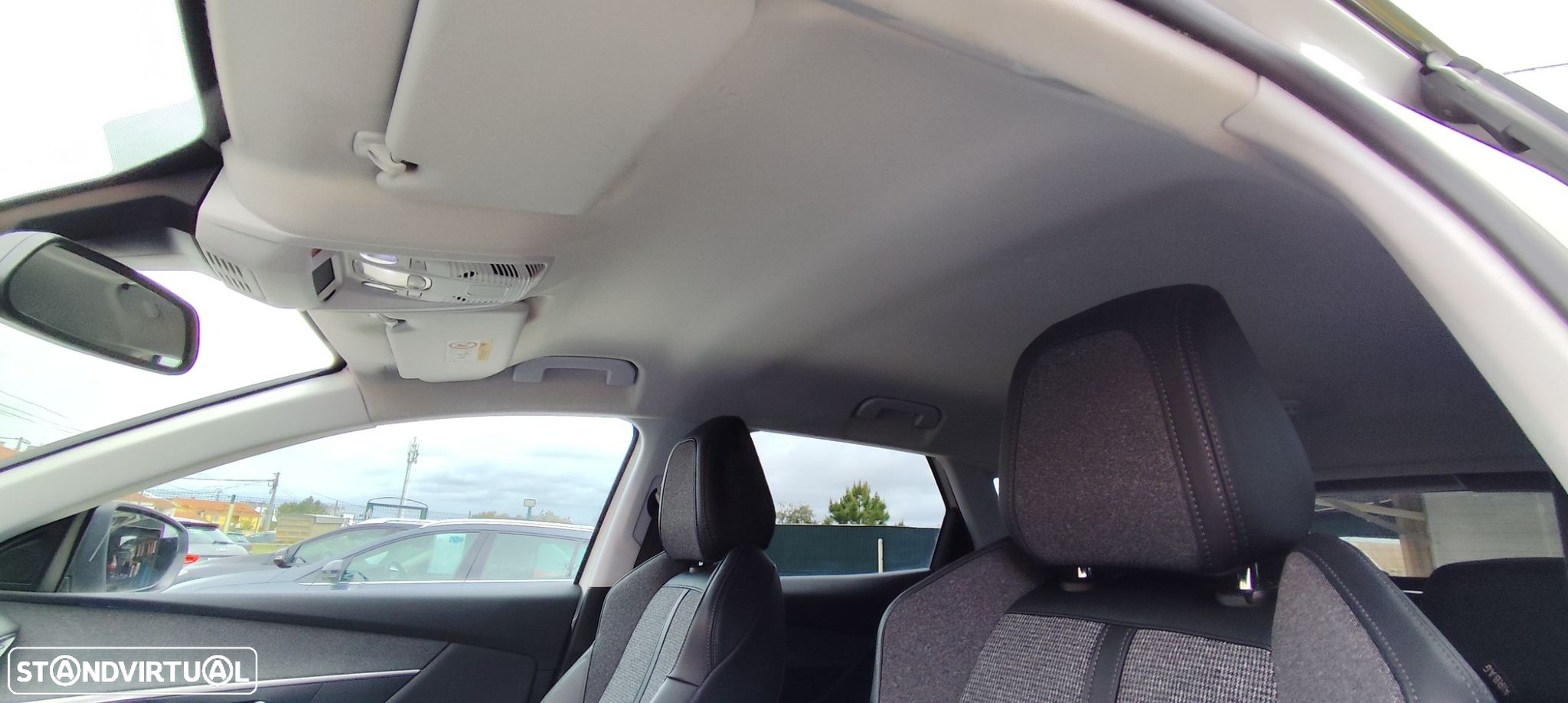 Peugeot 3008 1.5 BlueHDi Allure - 23