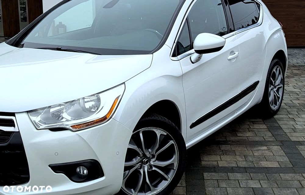 Citroën DS4 VTi 120 Urban Show - 19