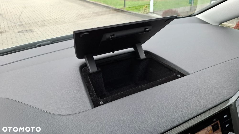Volkswagen Golf Sportsvan - 20