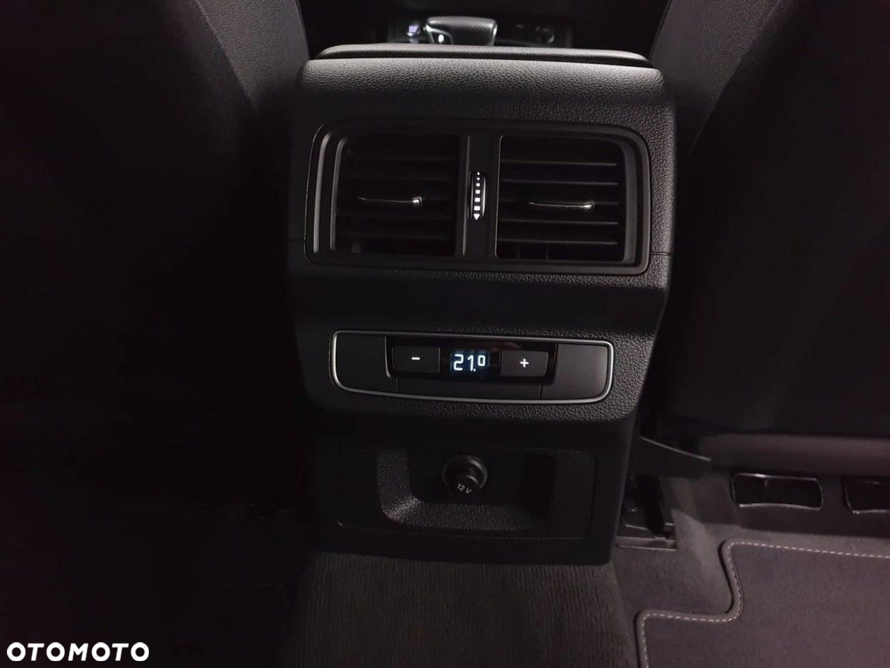 Audi Q5 Sportback 40 TDI quattro S tronic S line - 27