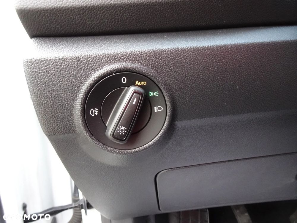 Volkswagen T-Roc 1.5 TSI Life - 34