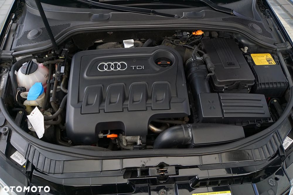 Audi A3 Sportback 2.0 TDI DPF S line Sportpaket plus - 18