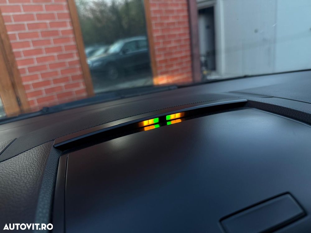 Volkswagen Touareg - 20