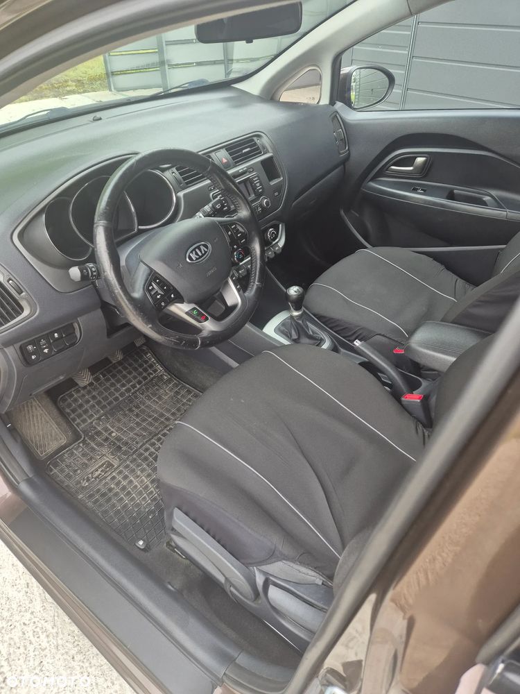 Kia Rio 1.2 M (klm) - 8