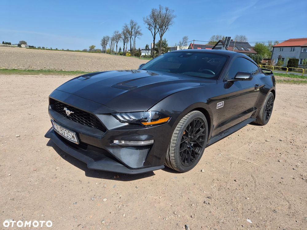 Ford Mustang - 3