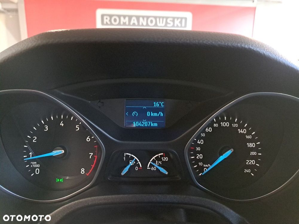 Ford Focus 1.6 Trend - 28