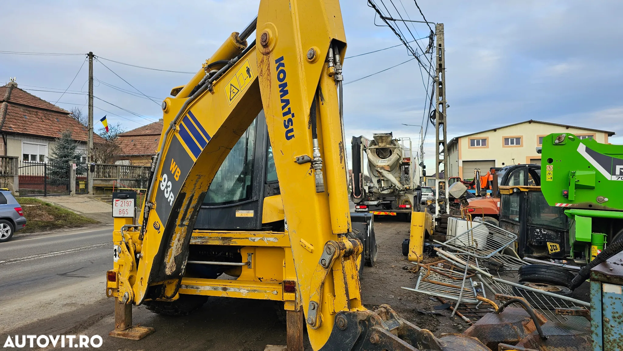 Komatsu WB 93 R Buldoexcavator - 5