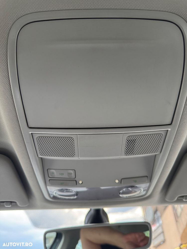 Skoda Octavia 2.0 TDI DSG Style - 25