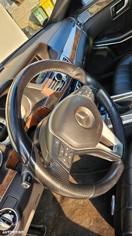 Mercedes-Benz E - 13