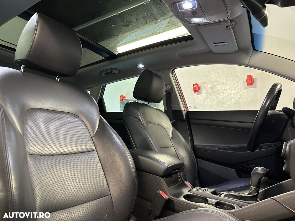 Hyundai Tucson 2.0 CRDI 4WD 6AT Luxury+ - 24