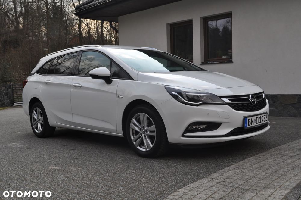 Opel Astra 1.4 Turbo Start/Stop ON - 13