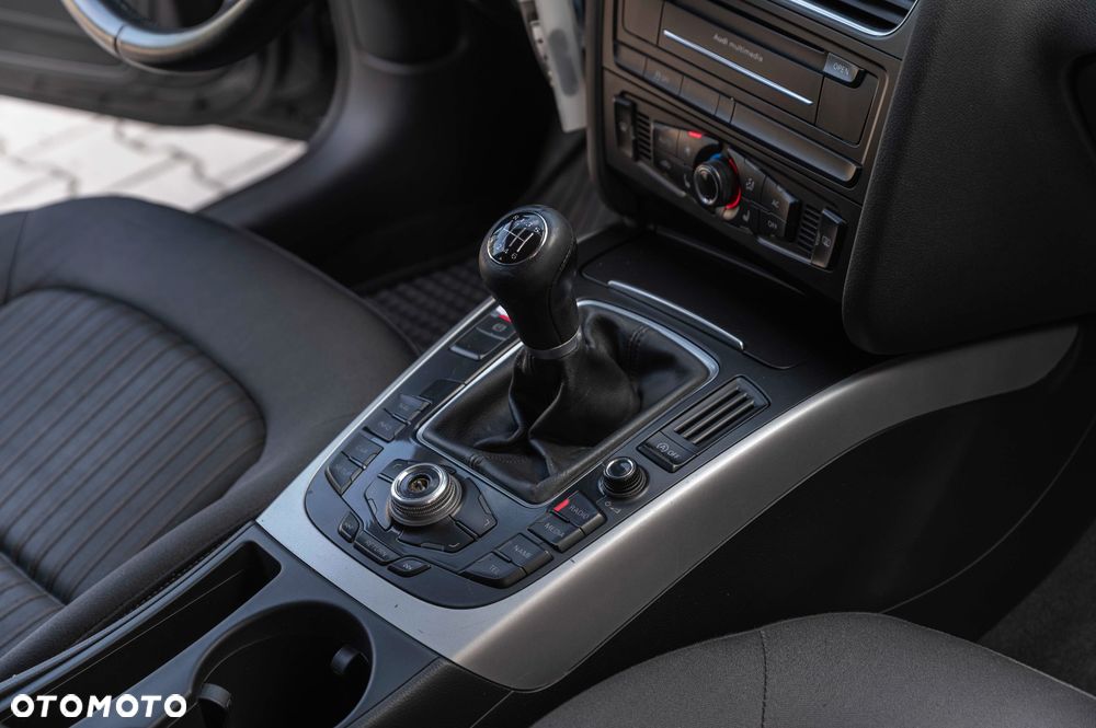 Audi A4 Avant 2.0 TDI S tronic - 30