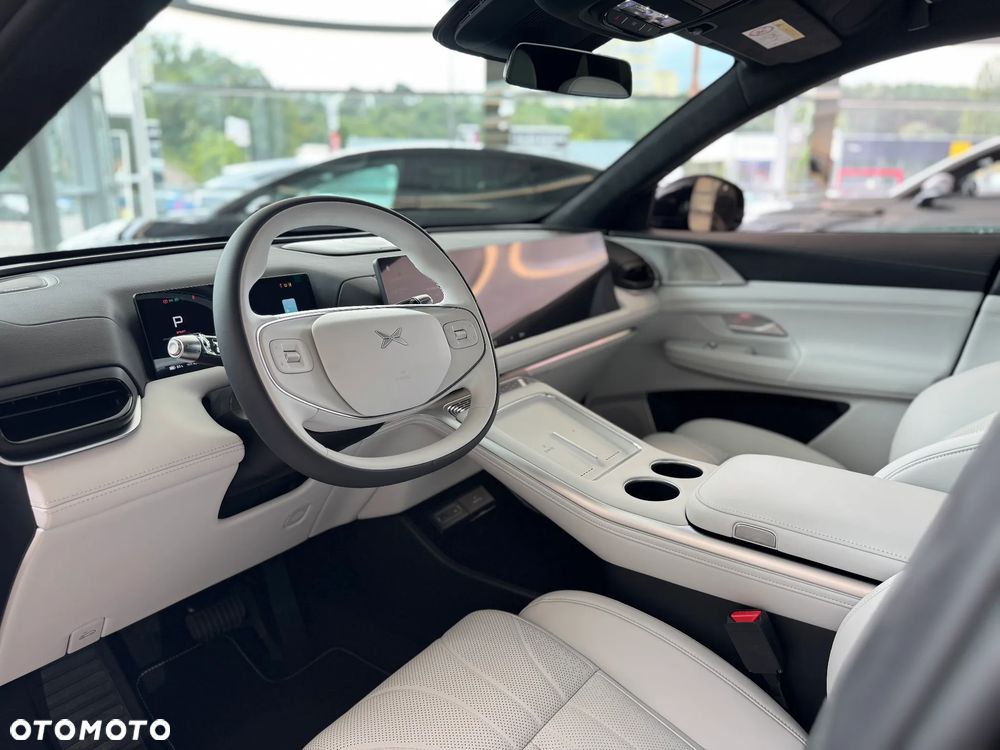 XPeng G9 94.6 kWh AWD Performance - 5