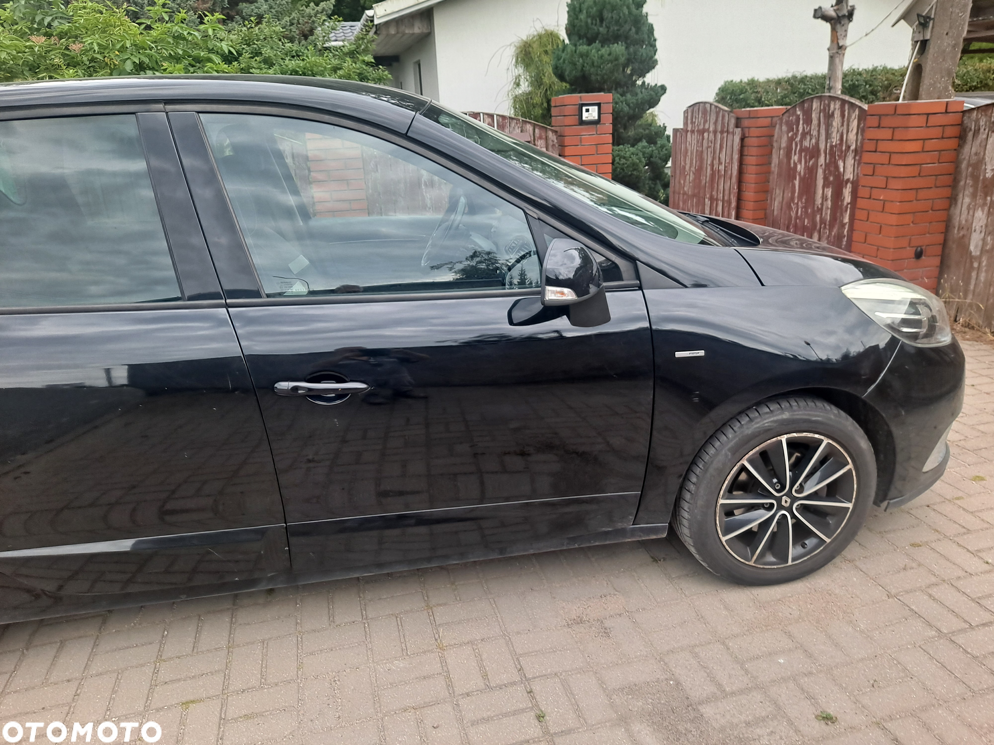 Renault Scenic 1.6 dCi Energy Bose - 2