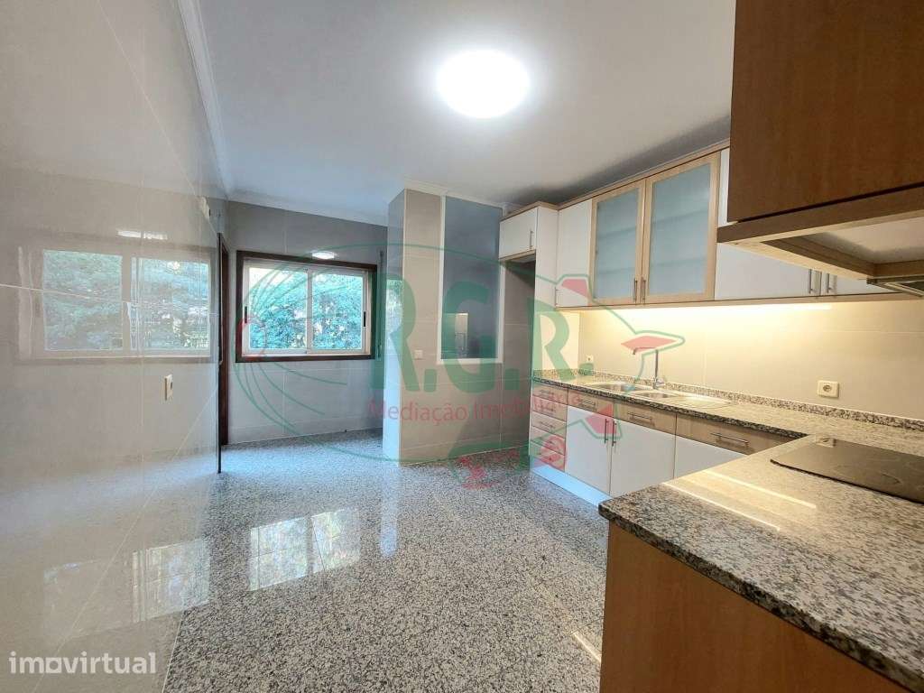 T2 PRONTO A HABITAR | Suite | Garagem Fechada - Grande imagem: 4/24