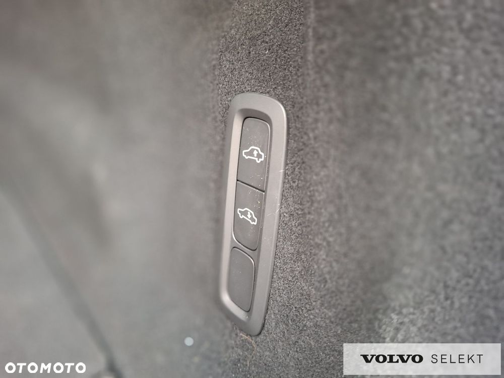 Volvo XC 60 - 35