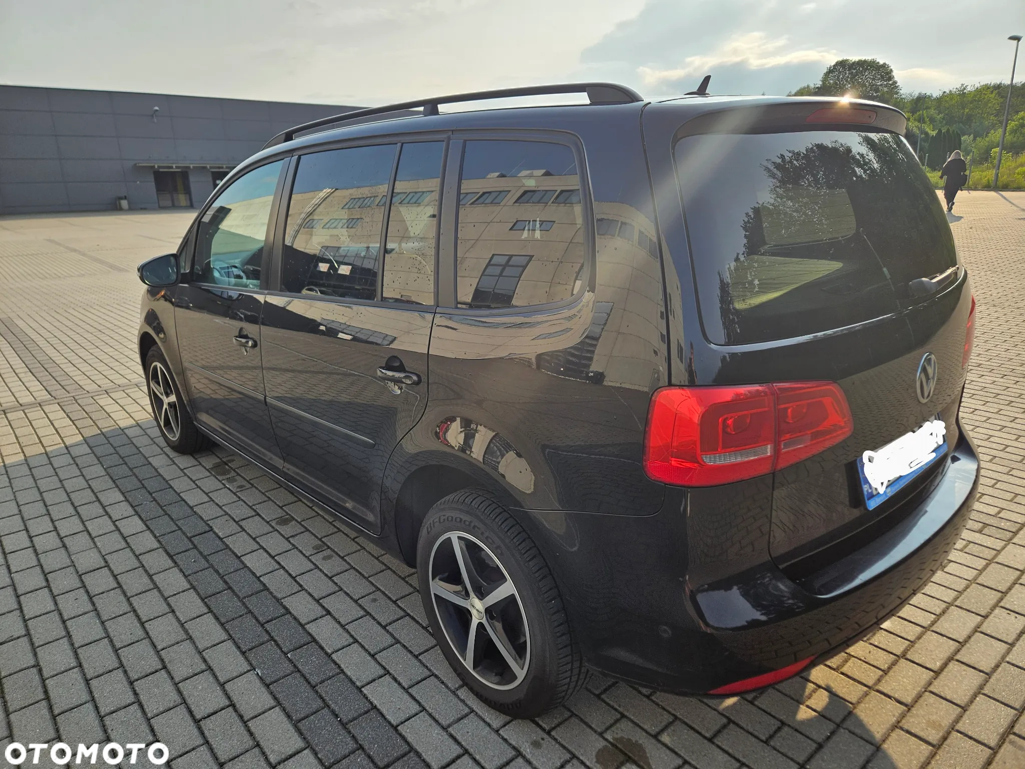 Volkswagen Touran 1.4 TSI Comfortline - 12