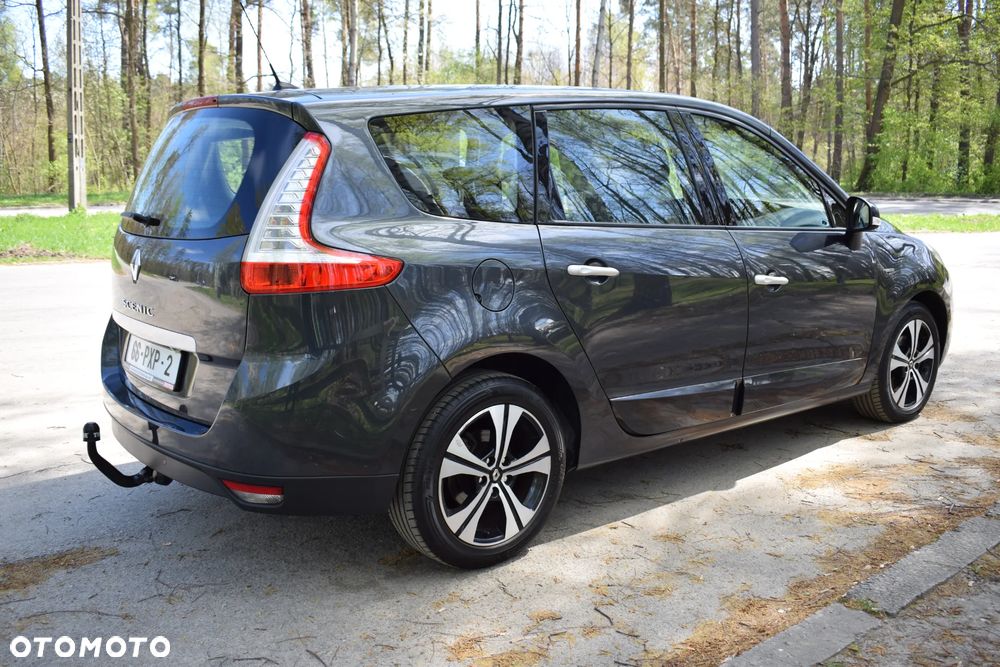 Renault Grand Scenic 2.0 16V 140 CVT Bose Edition - 8