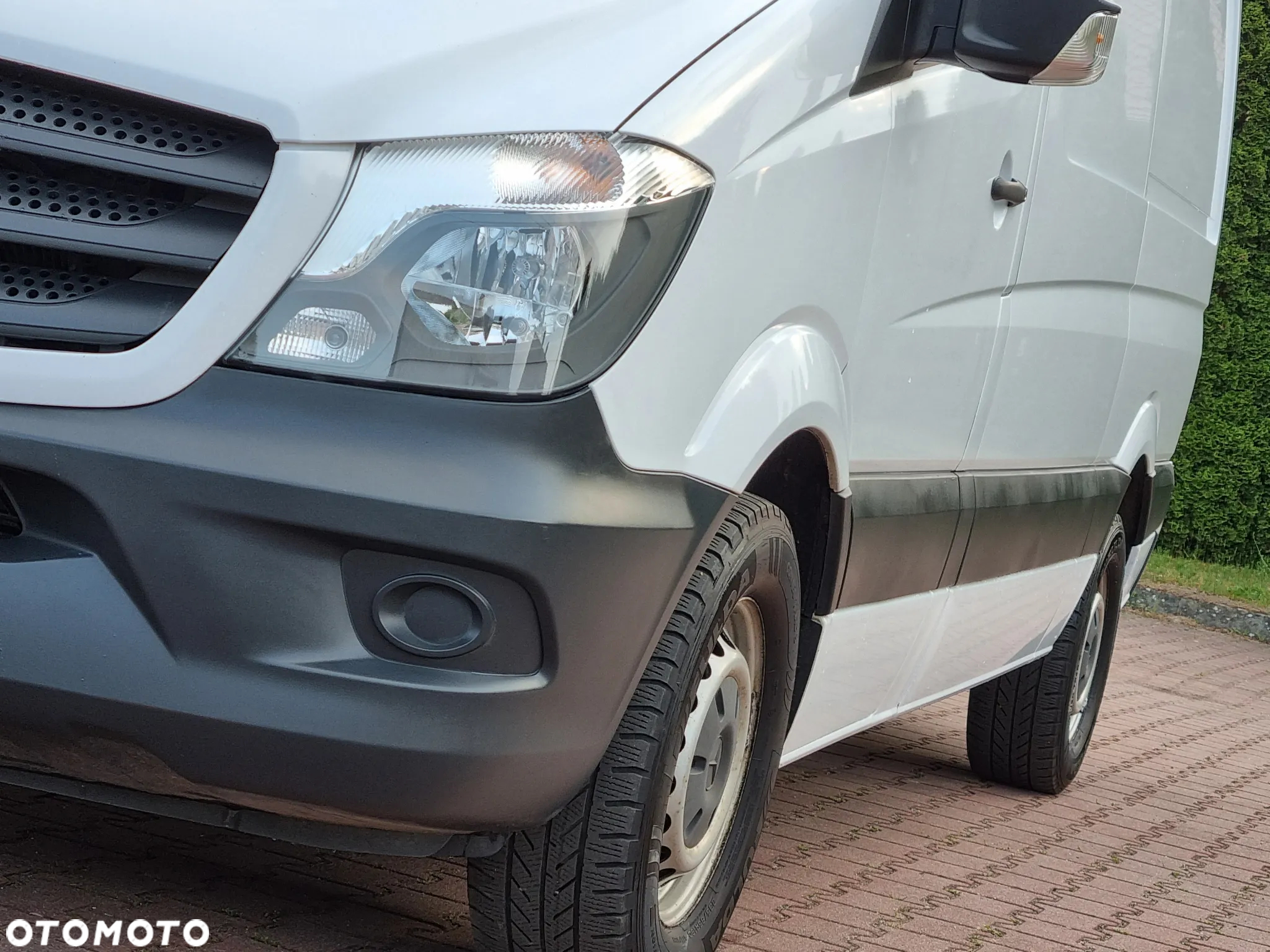 Mercedes-Benz Sprinter - 9