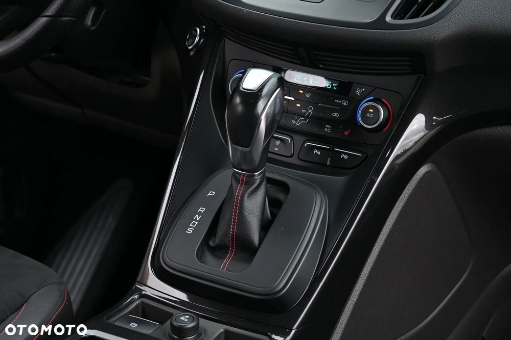 Ford Kuga 1.5 EcoBoost AWD ST-Line ASS - 24