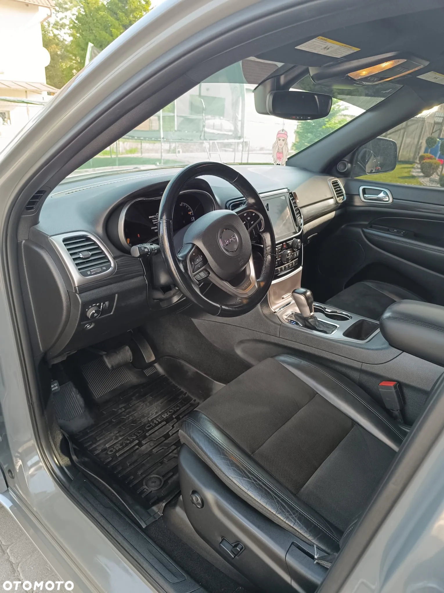 Jeep Grand Cherokee 3.6 V6 Pentastar 4WD Automatik Laredo - 31