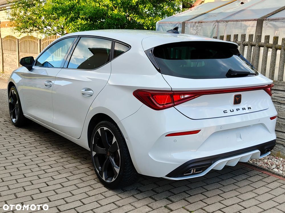 Cupra Leon 1.5 eTSI mHEV DSG - 16
