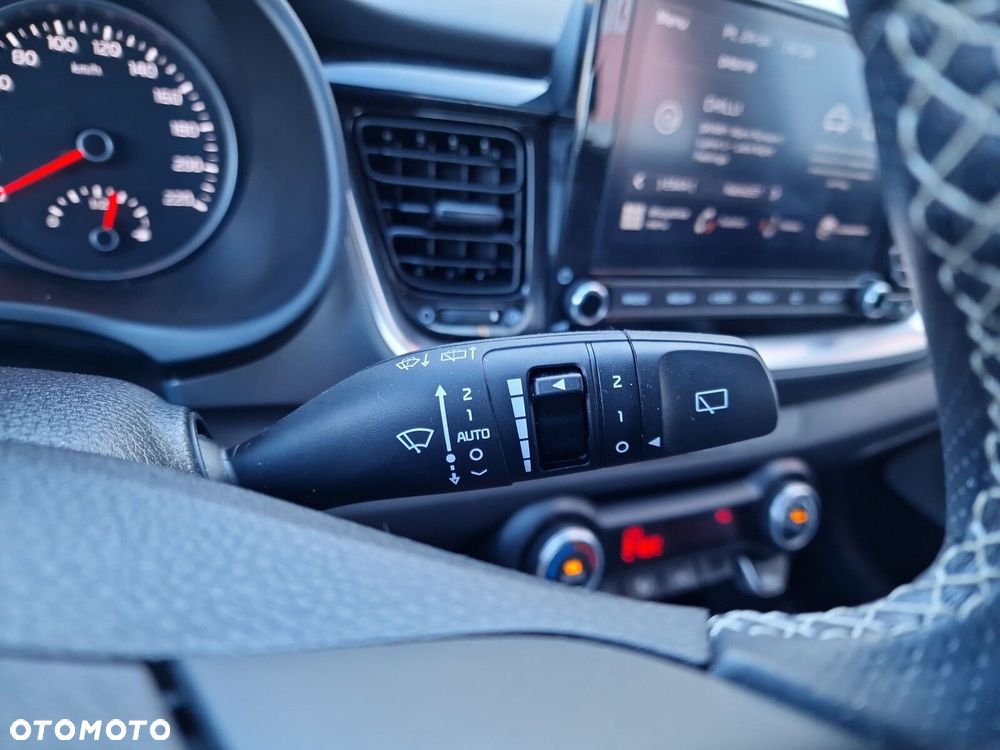 Kia Stonic 1.2 L - 24