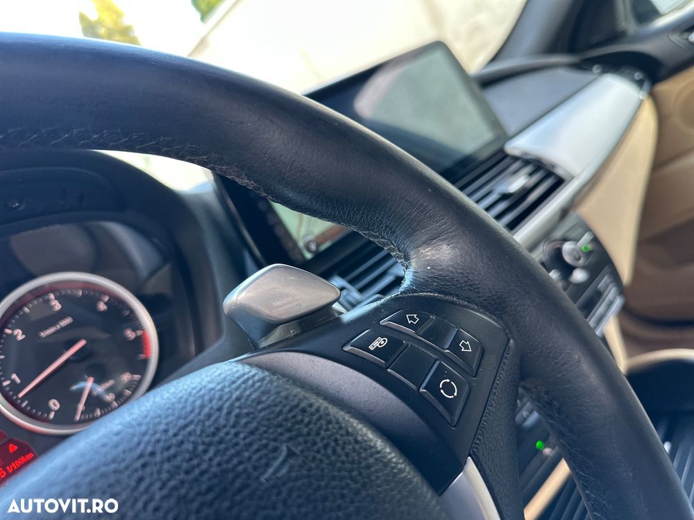 BMW X6 xDrive30d - 15