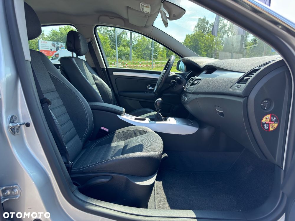 Renault Laguna dCi 110 FAP Expression - 27