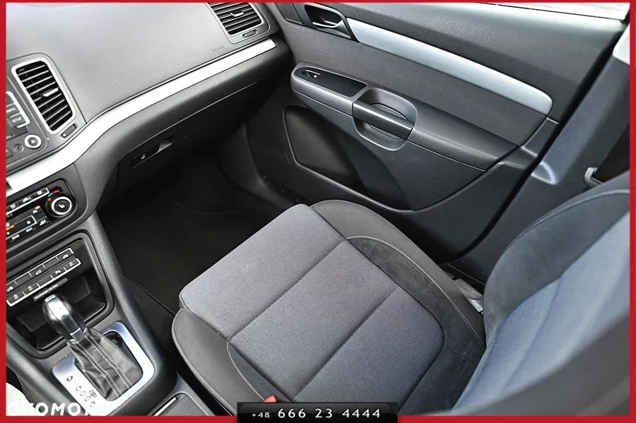 Volkswagen Sharan 2.0 TDI DSG Blue Motion Match - 21