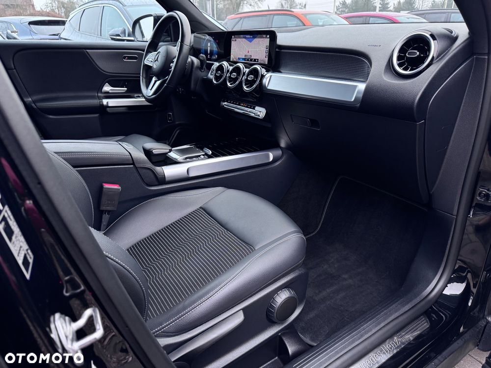 Mercedes-Benz GLB 200 d 8G-DCT Progressive Advanced - 8