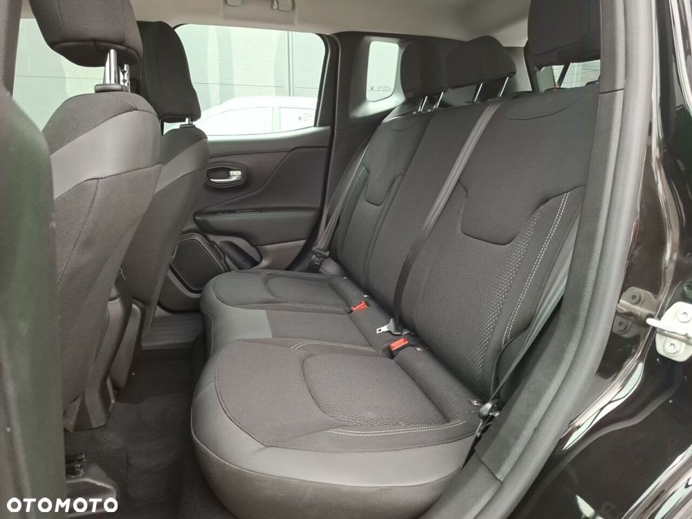 Jeep Renegade - 11