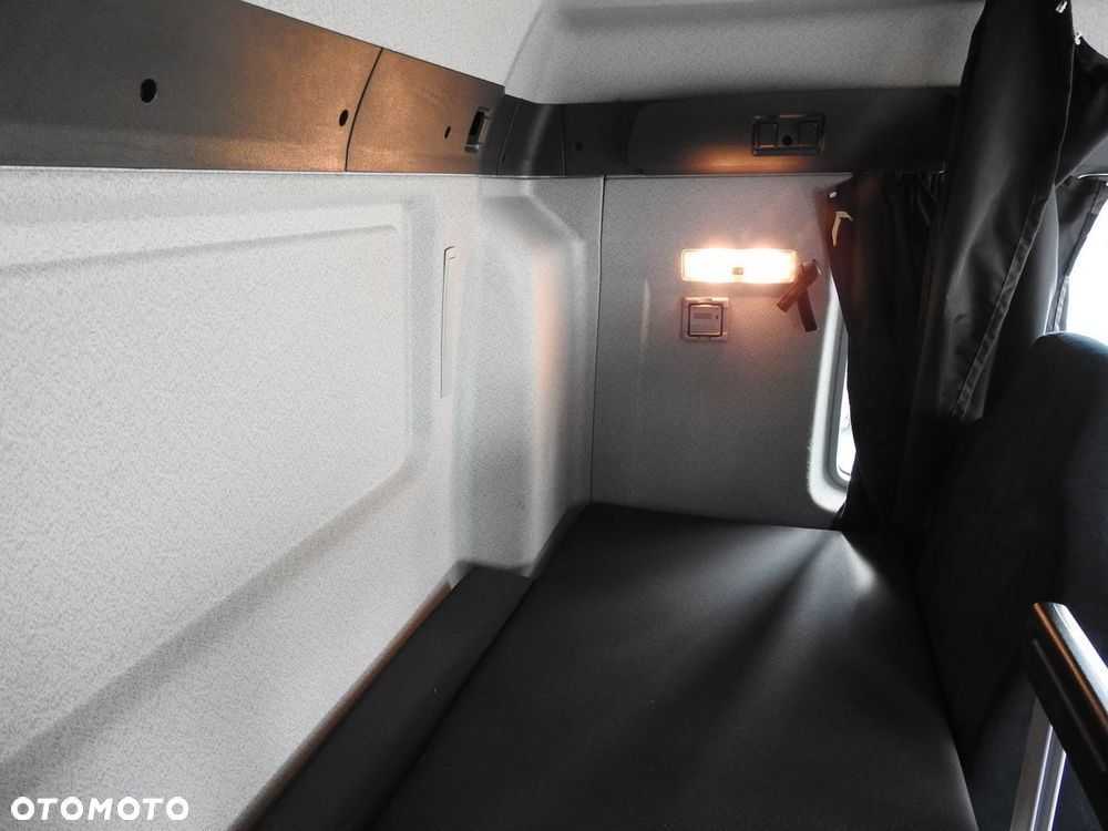 MAN TGM 15.290 PLANDEKA WINDA 18 PALET KLIMATYZACJA TEMPOMAT PNEUMATYKA BLIŹNIACZE KOŁA  290KM - 39