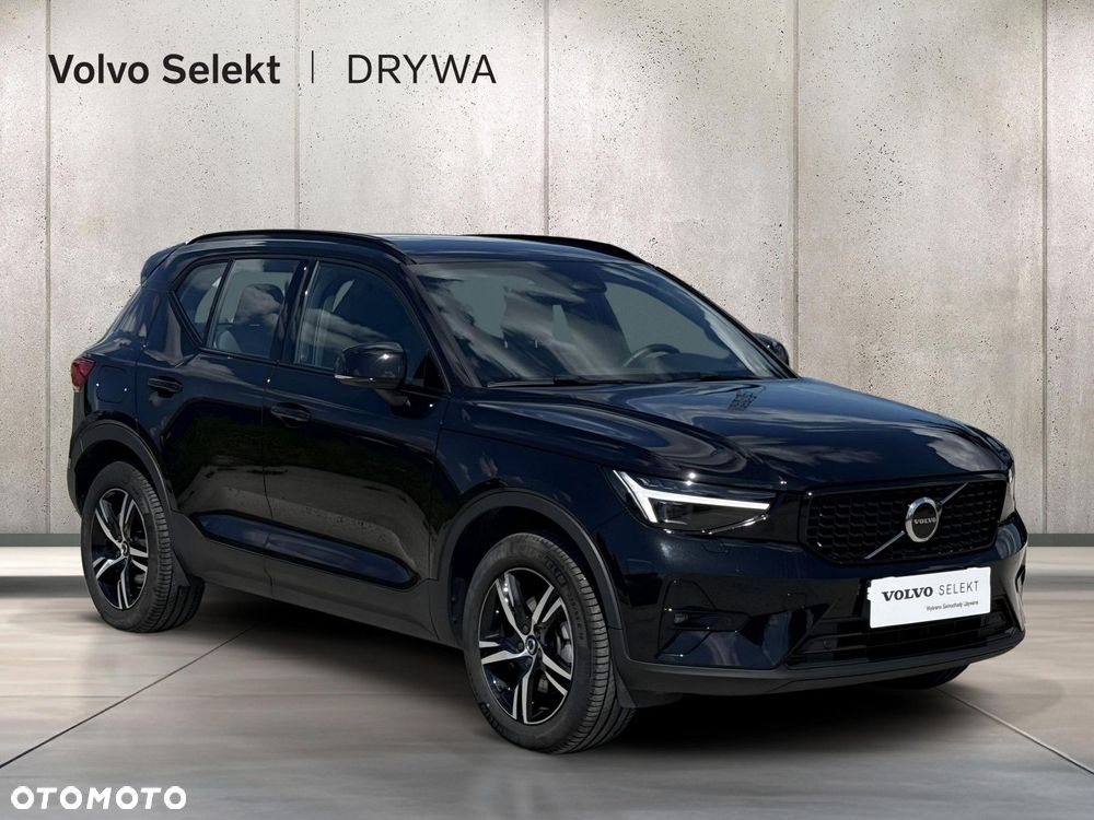 Volvo XC 40 B3 Plus Dark - 8