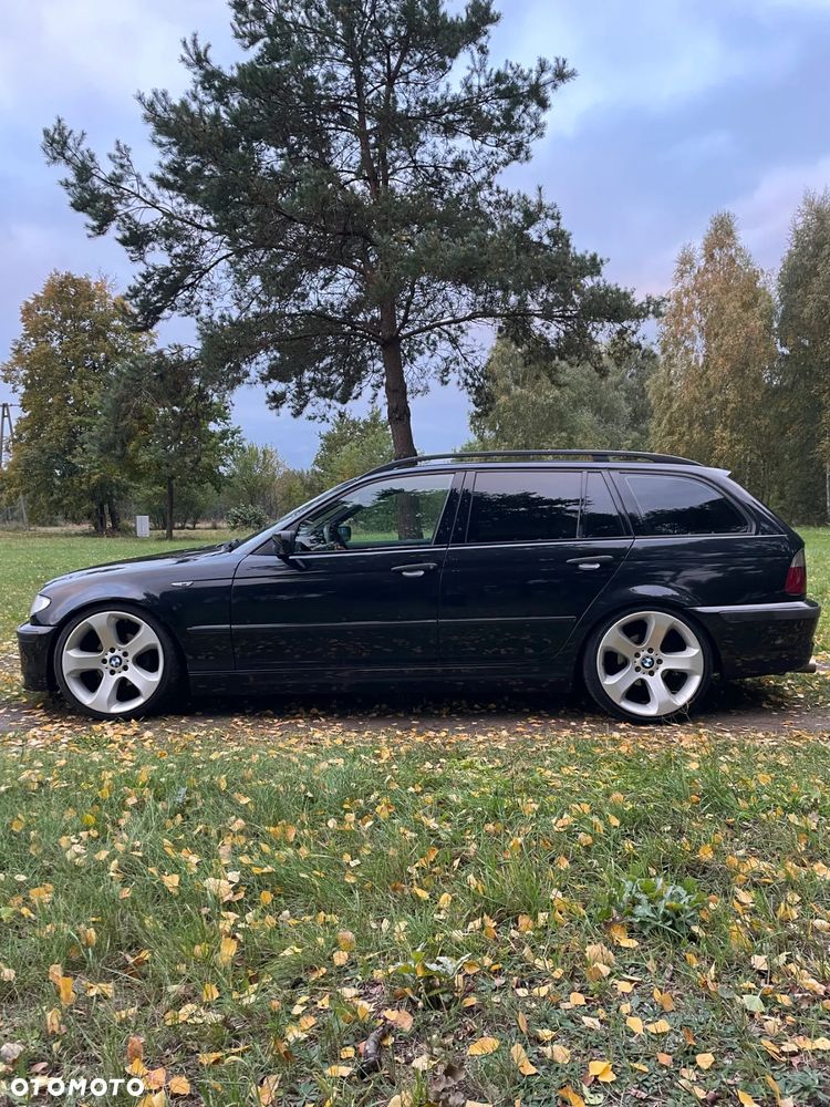BMW Seria 3 318i Touring - 5