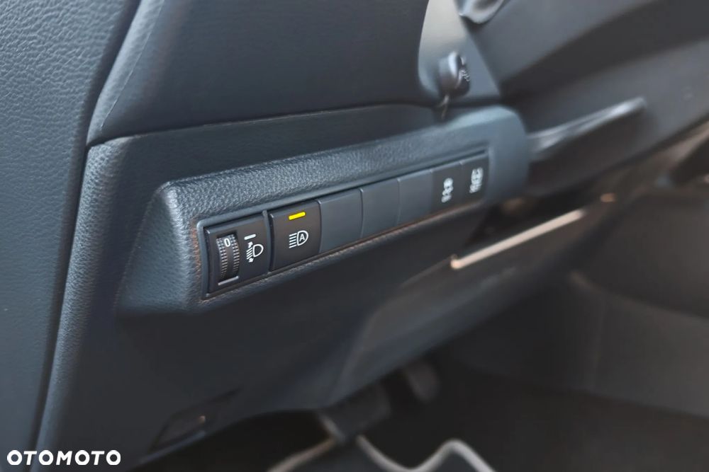 Toyota Corolla 1.8 Hybrid Comfort - 18