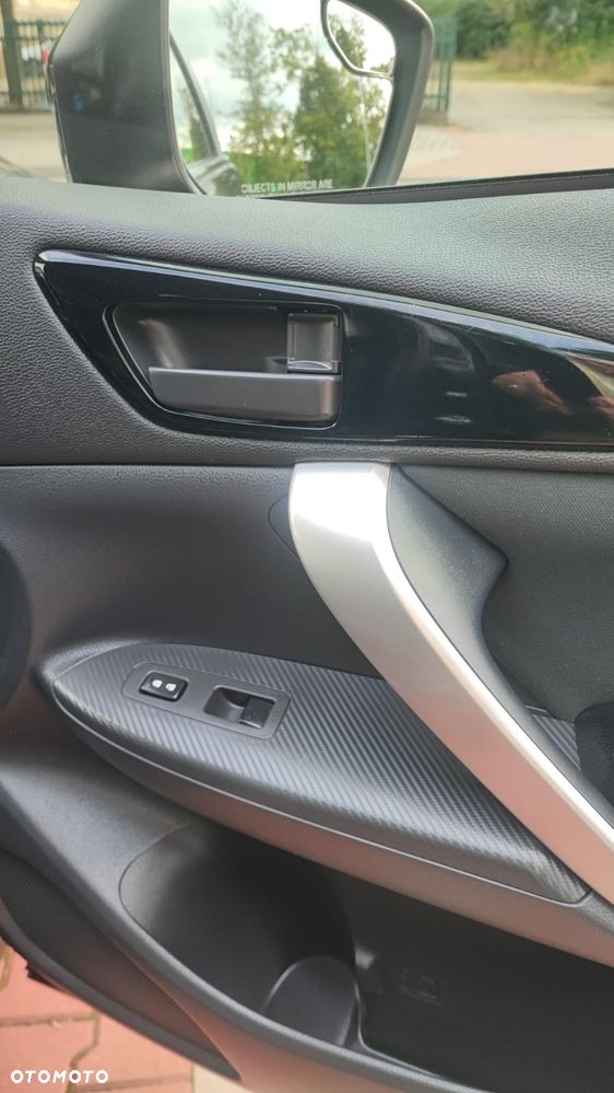 Mitsubishi Eclipse Cross - 15