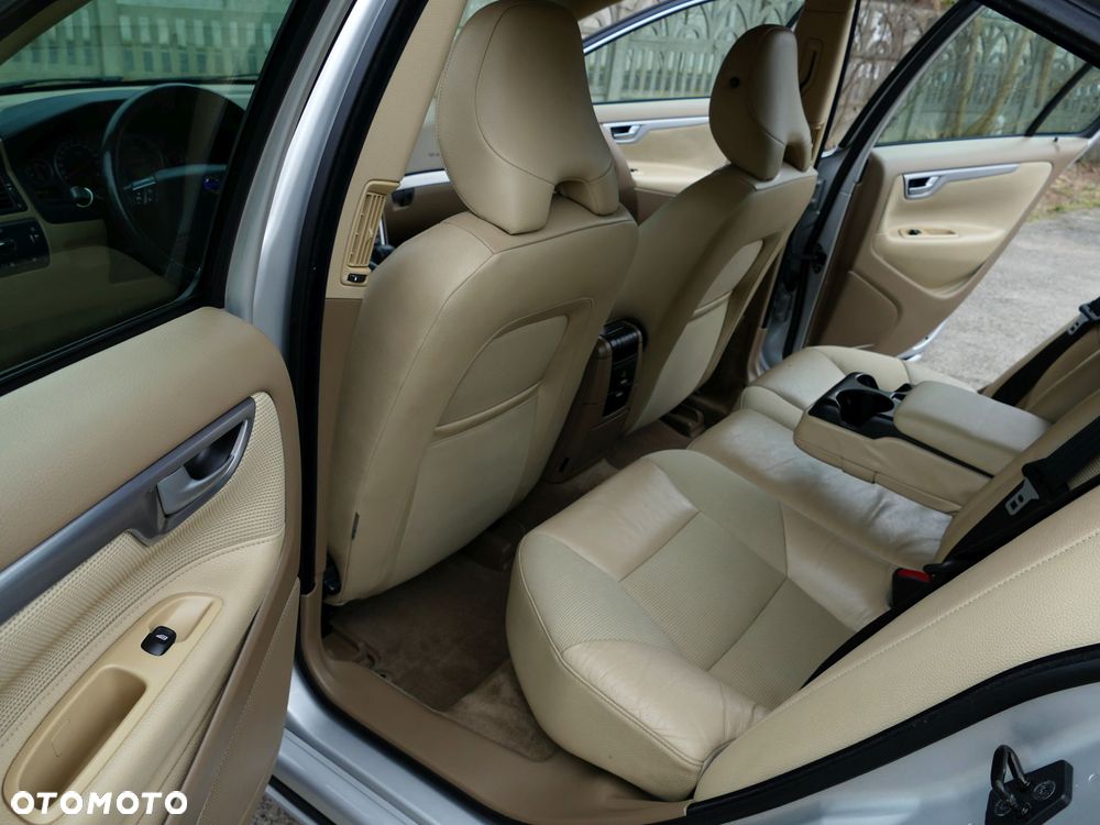 Volvo S60 2.4 Momentum - 12